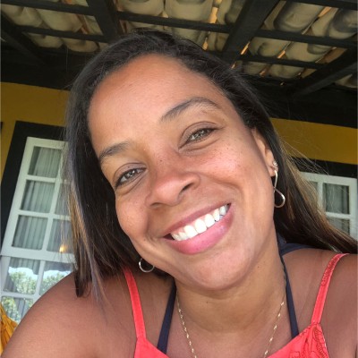 foto de uma pessoa fazendo uma avaliação profissional para o jefferson moraes