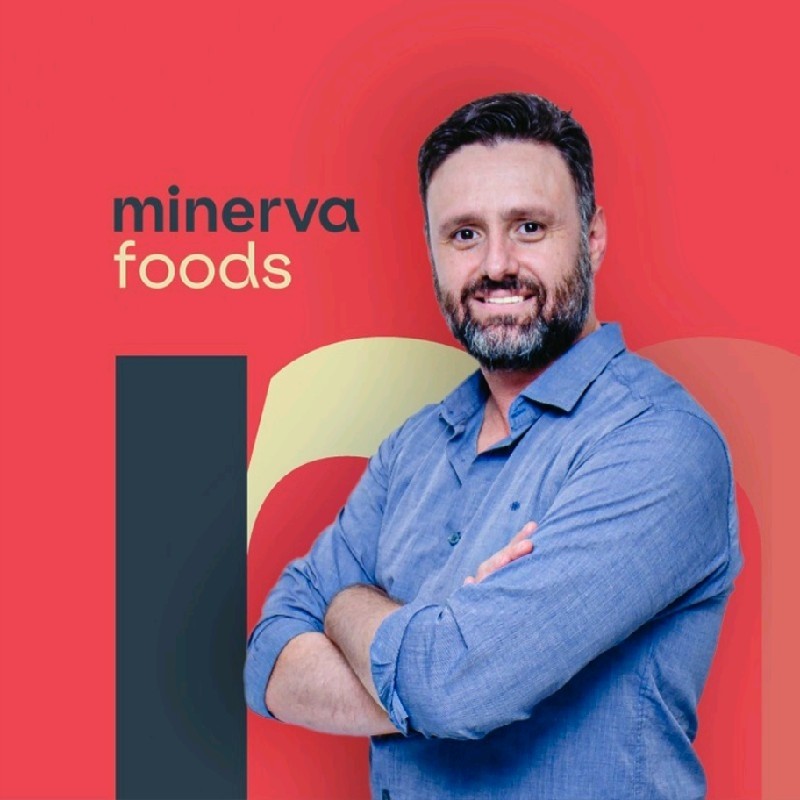 foto de uma pessoa fazendo uma avaliação profissional para o jefferson moraes